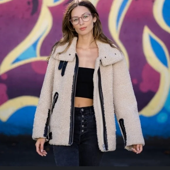 Zara Contrasting Faux Fur Shearling Jacket - Picture 2 of 13